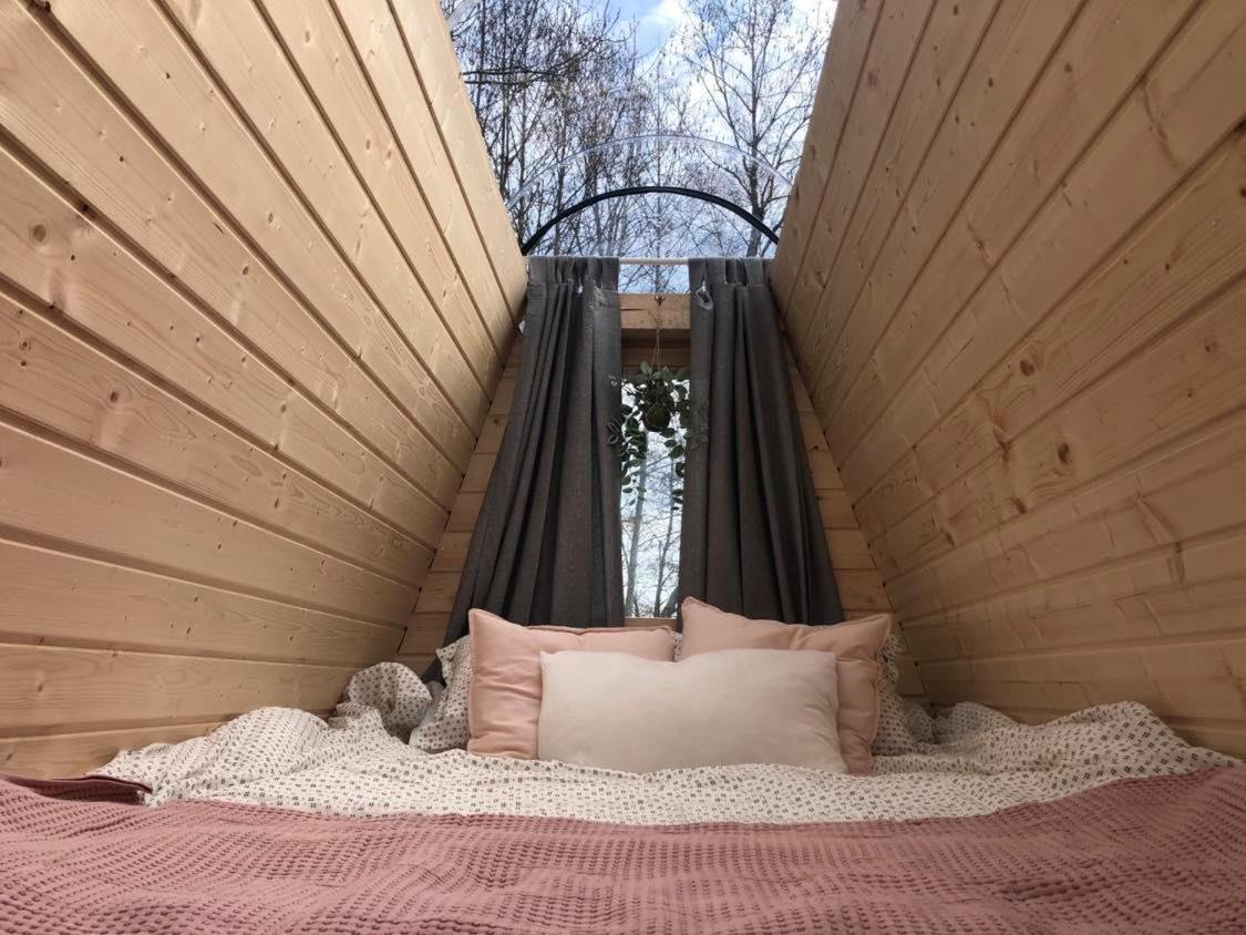 Niiralan Tila : Starlite Cabin Laitila Exteriör bild